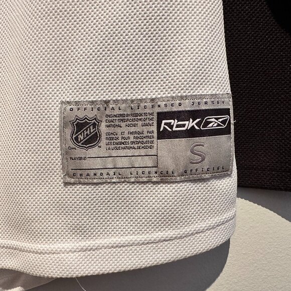 Reebok NHL Men's Small Pittsburgh Penguins Hockey Players Jersey - Picture 4 of 5